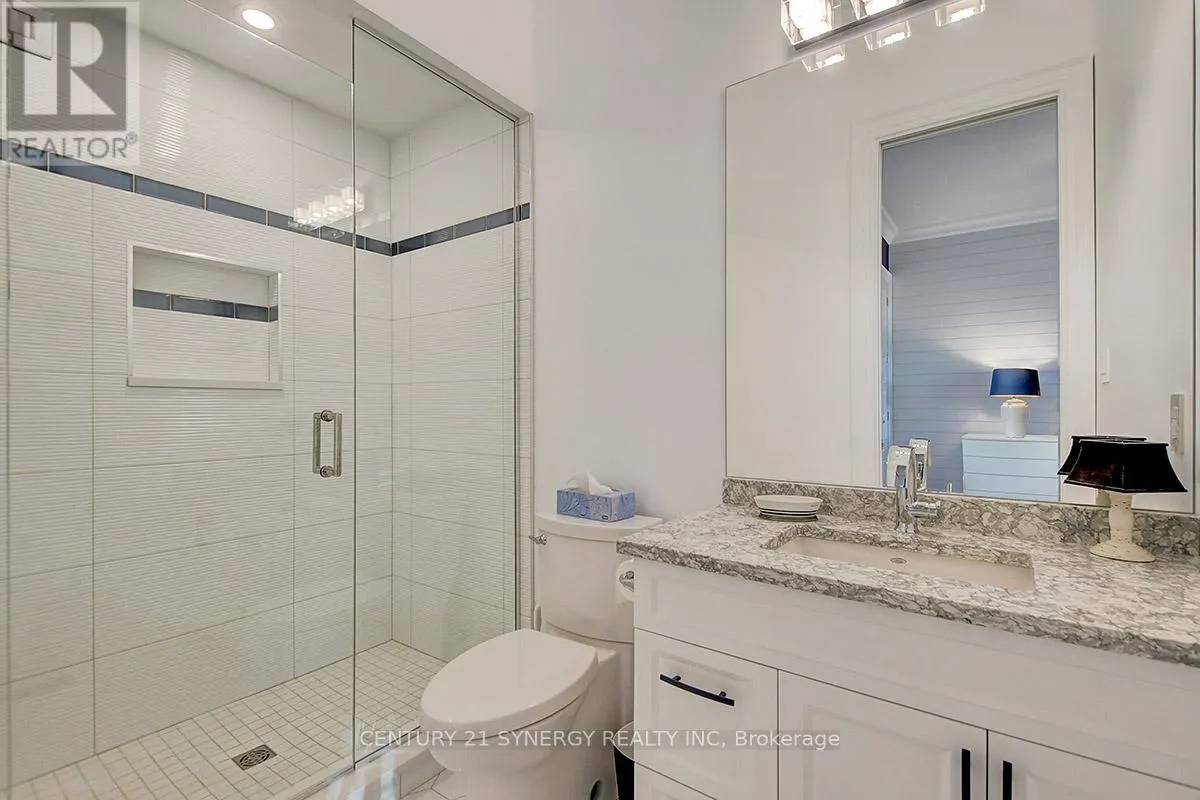 1443 DUCHESS CRESCENT