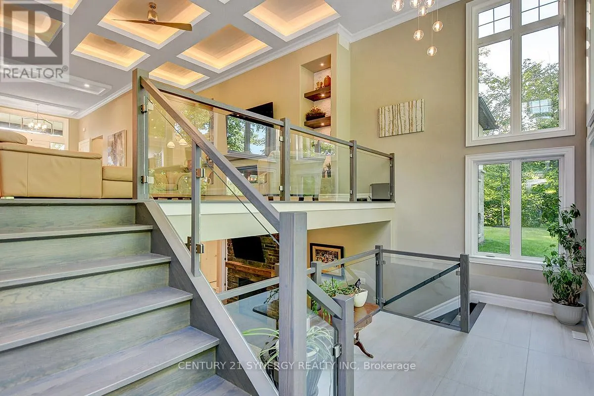 1443 DUCHESS CRESCENT