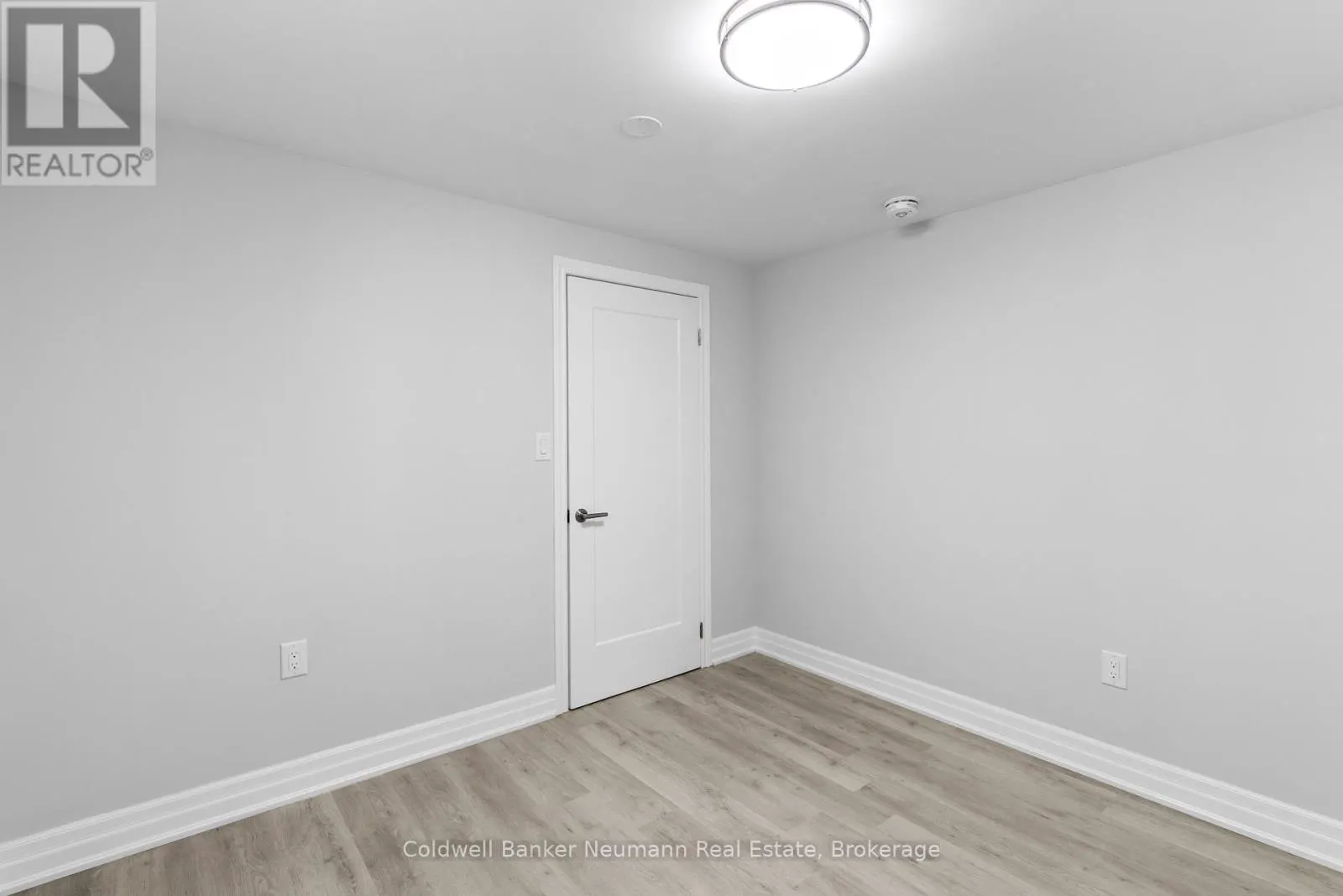 B - 45 HAYWARD CRESCENT, #B