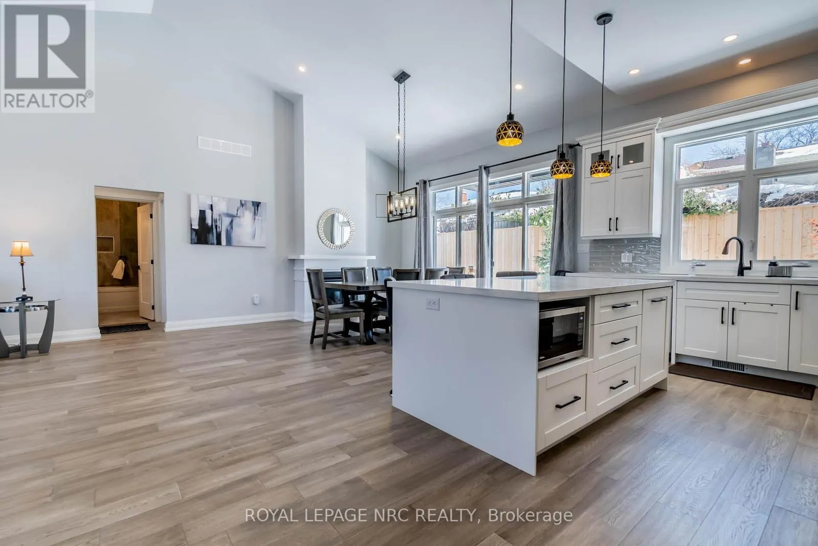 1 - 7472 MOUNTAIN ROAD, #1