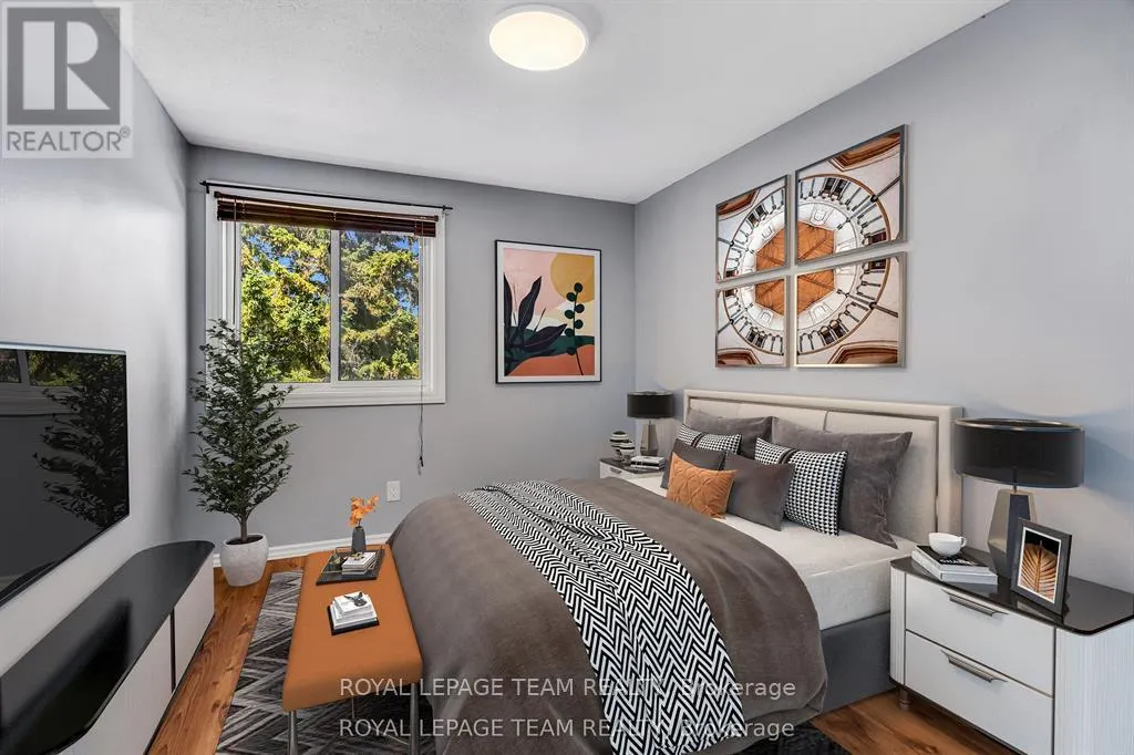 2 BROOKHAVEN COURT