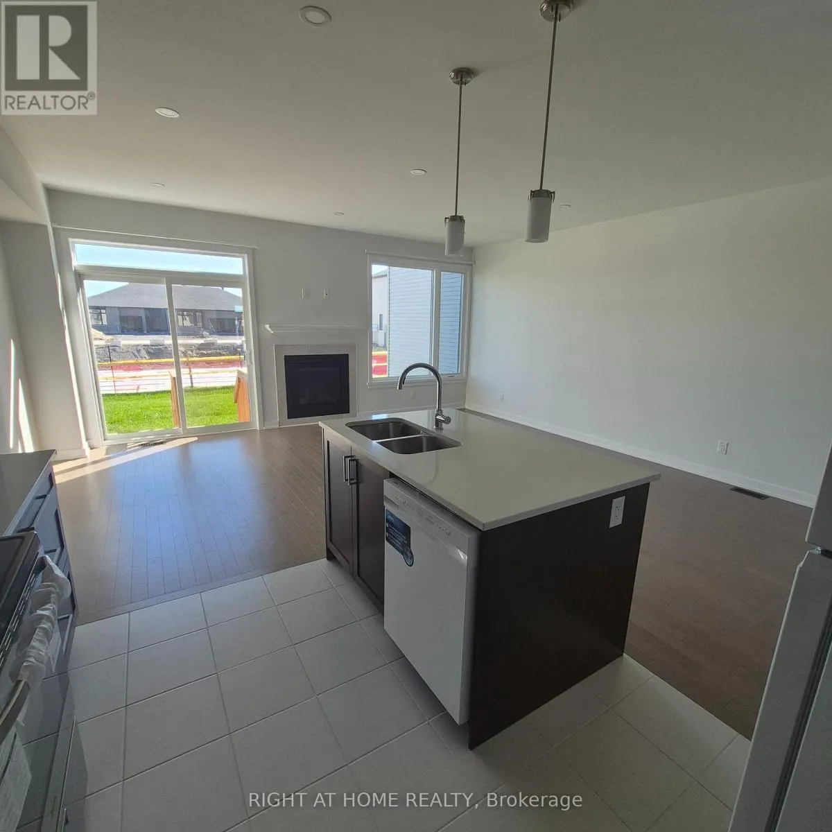 102 PLOUGHSHARE ROAD
