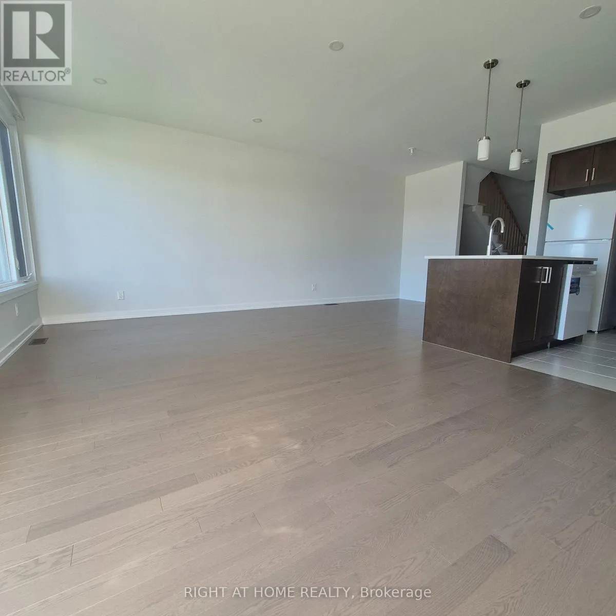 102 PLOUGHSHARE ROAD