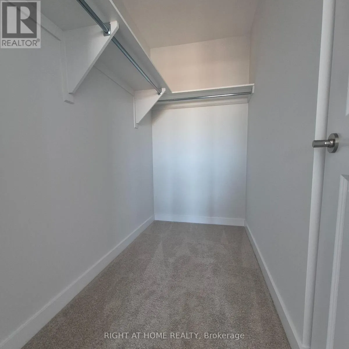 102 PLOUGHSHARE ROAD