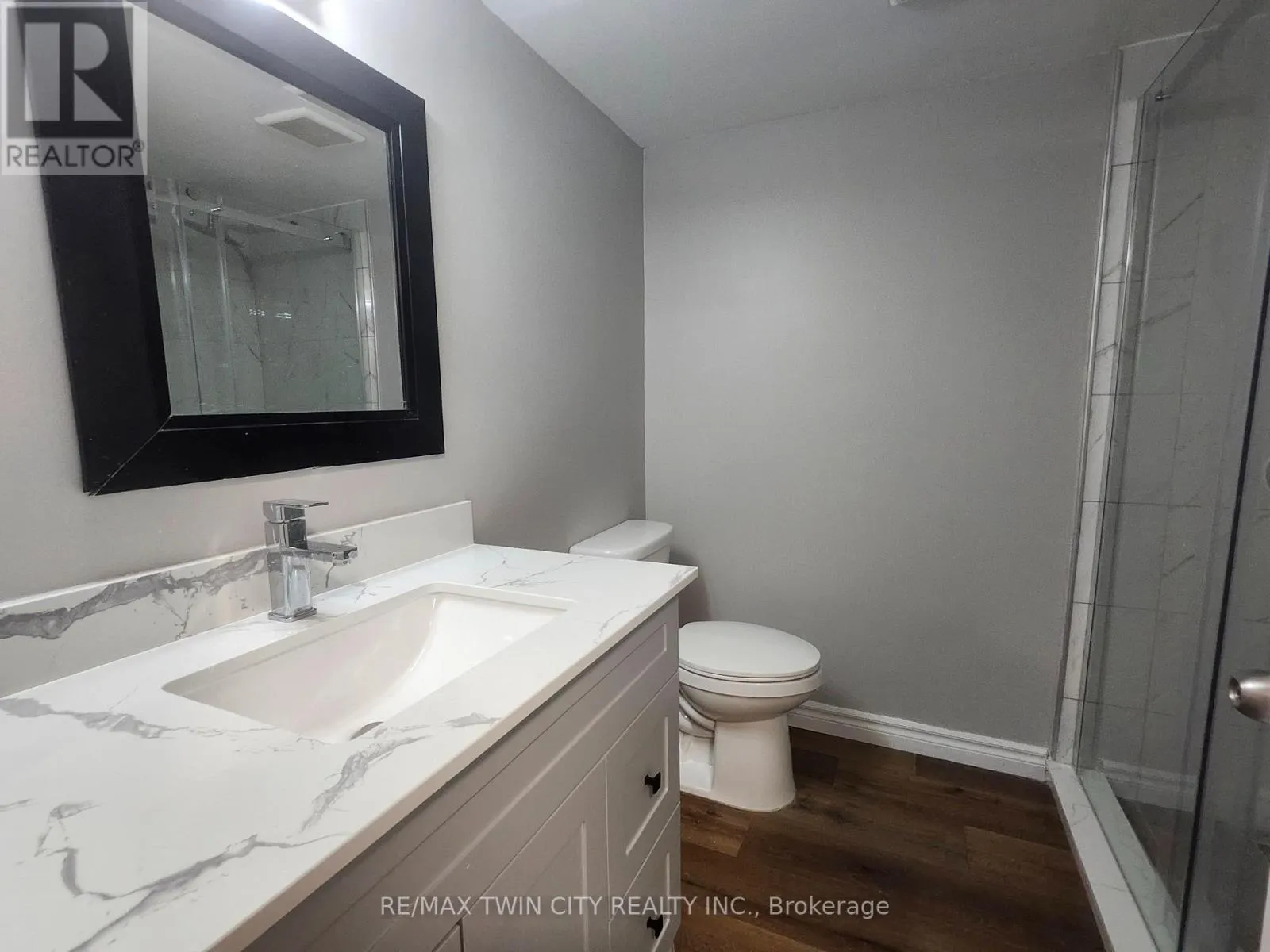 LOWER - 197B CEDARVALE CRESCENT