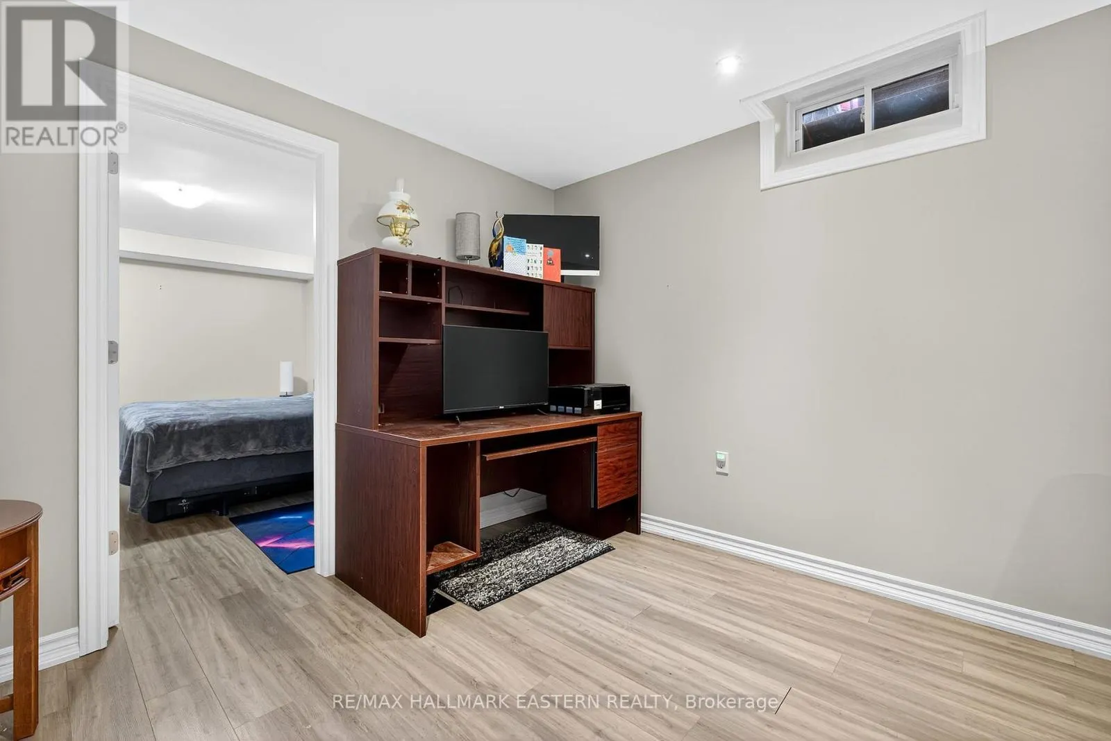 12 GRAINGER CRESCENT