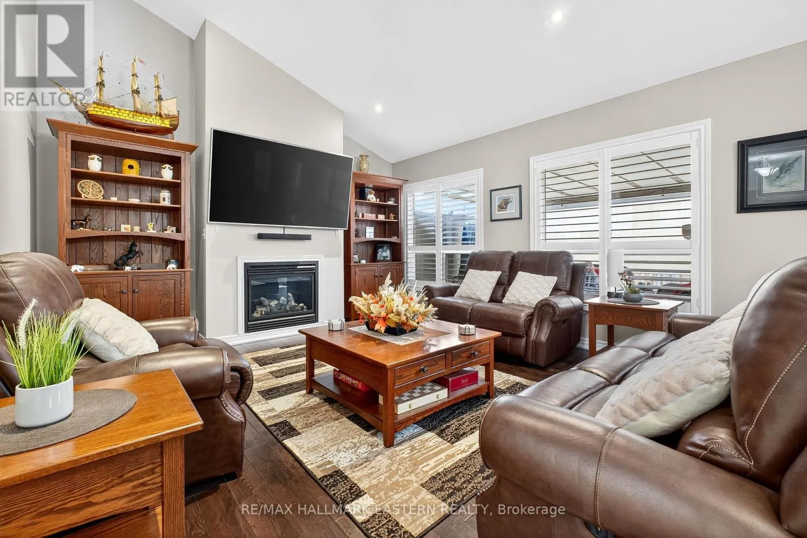 12 GRAINGER CRESCENT