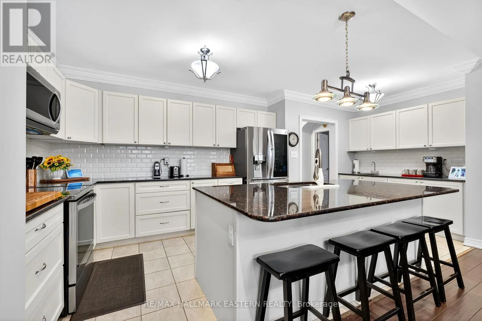 12 GRAINGER CRESCENT