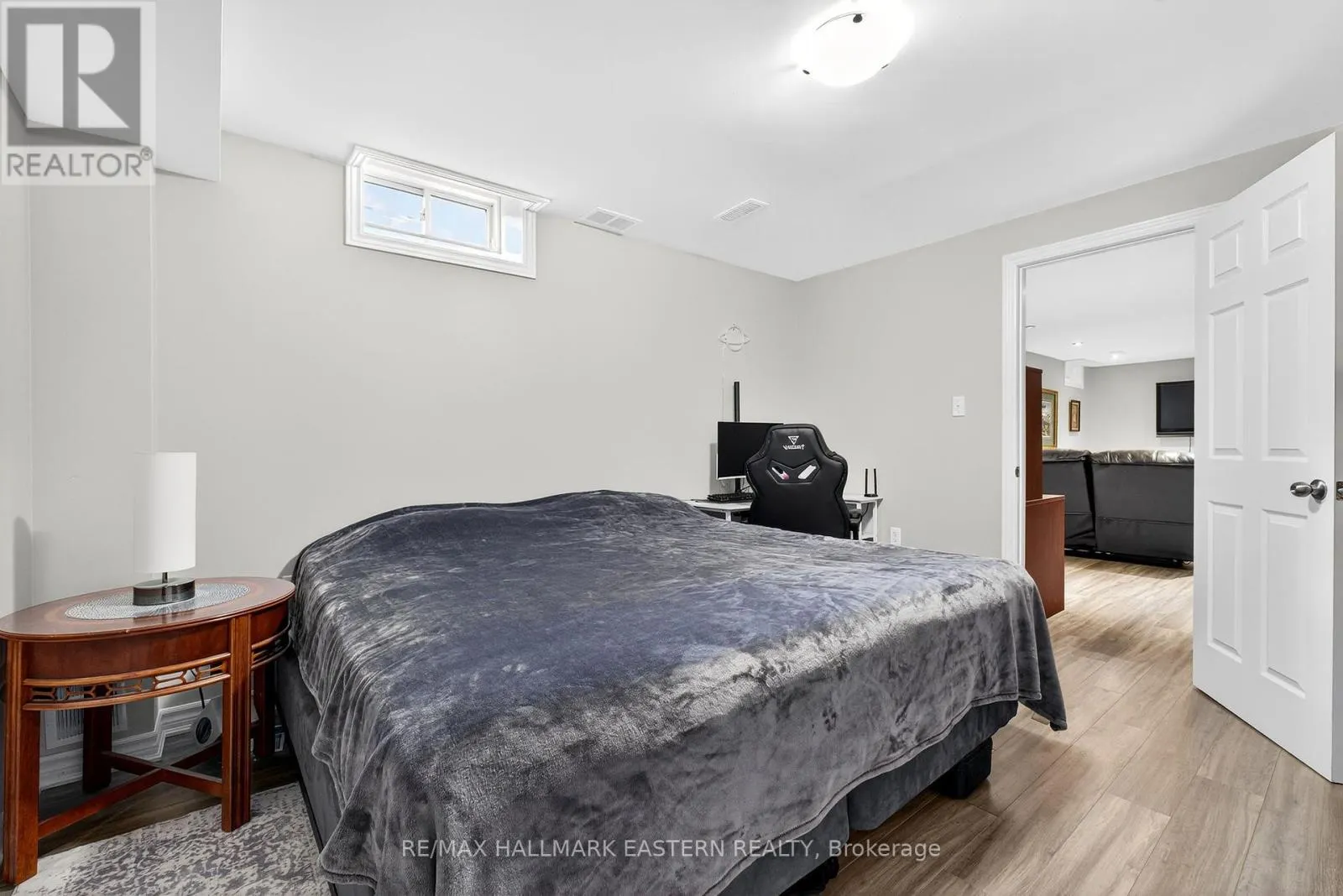 12 GRAINGER CRESCENT