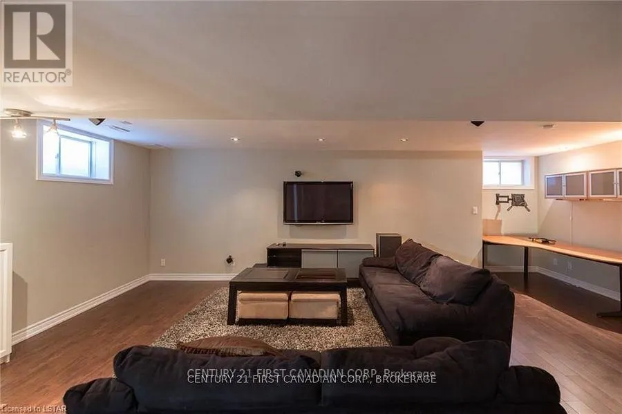 2016 BEAVERBROOK AVENUE