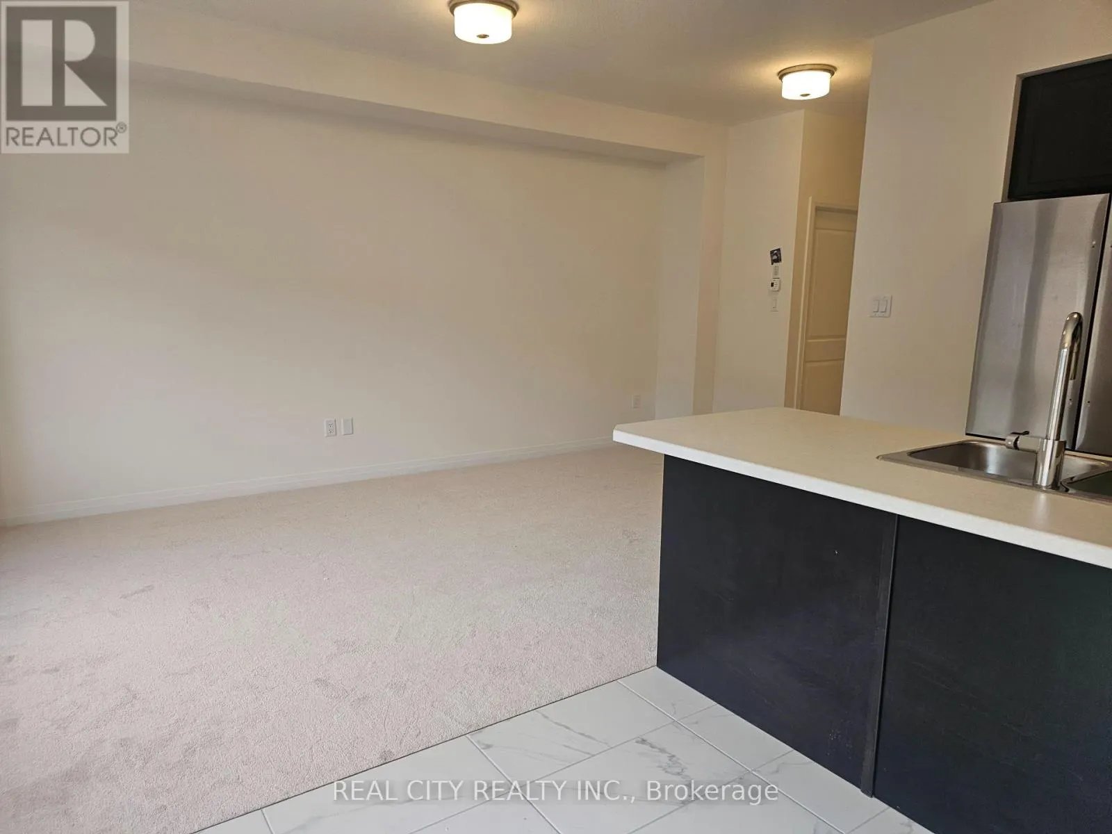 48 MCKERNAN AVENUE