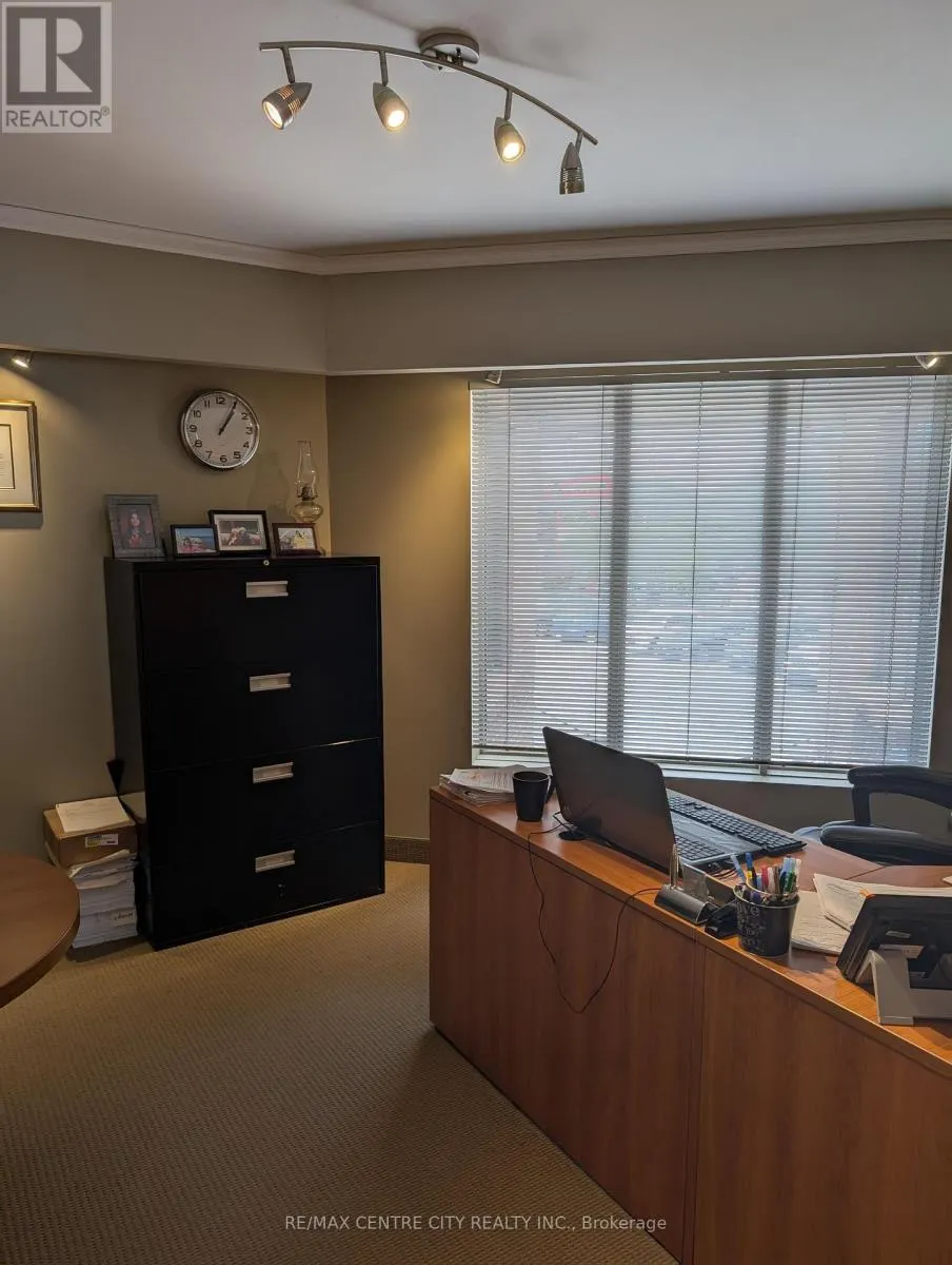 3 - 630 WHARNCLIFFE ROAD S, #3