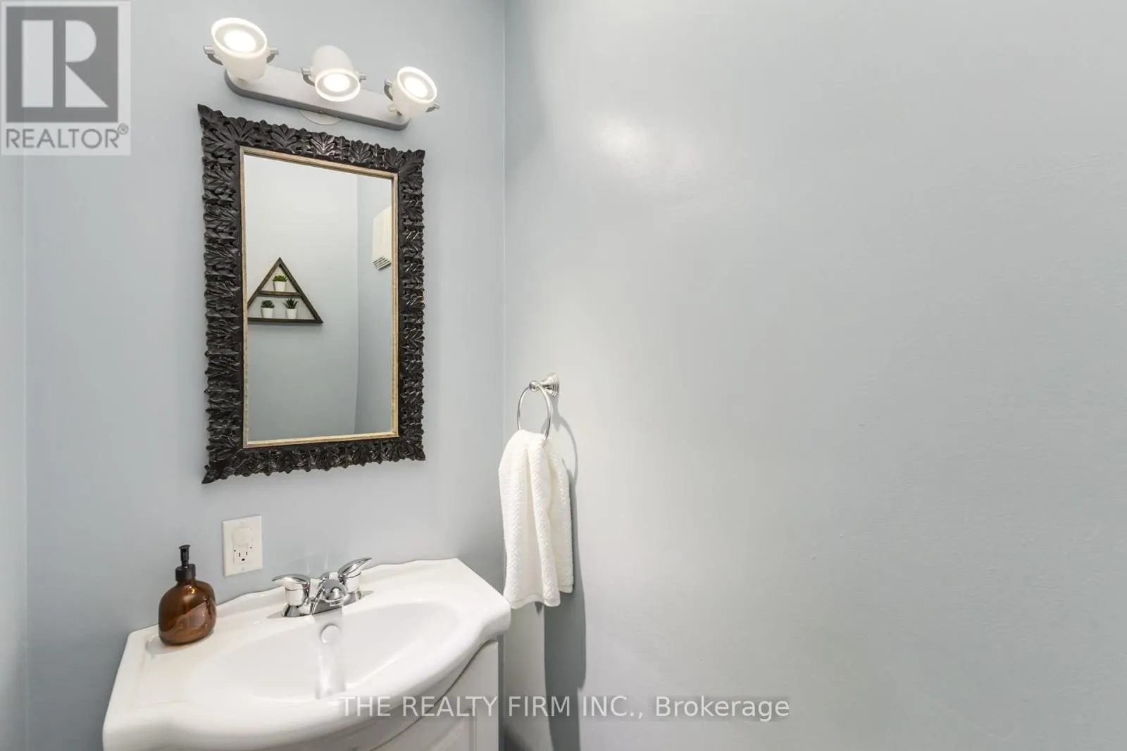 5 - 71 PARKSIDE DRIVE, #5