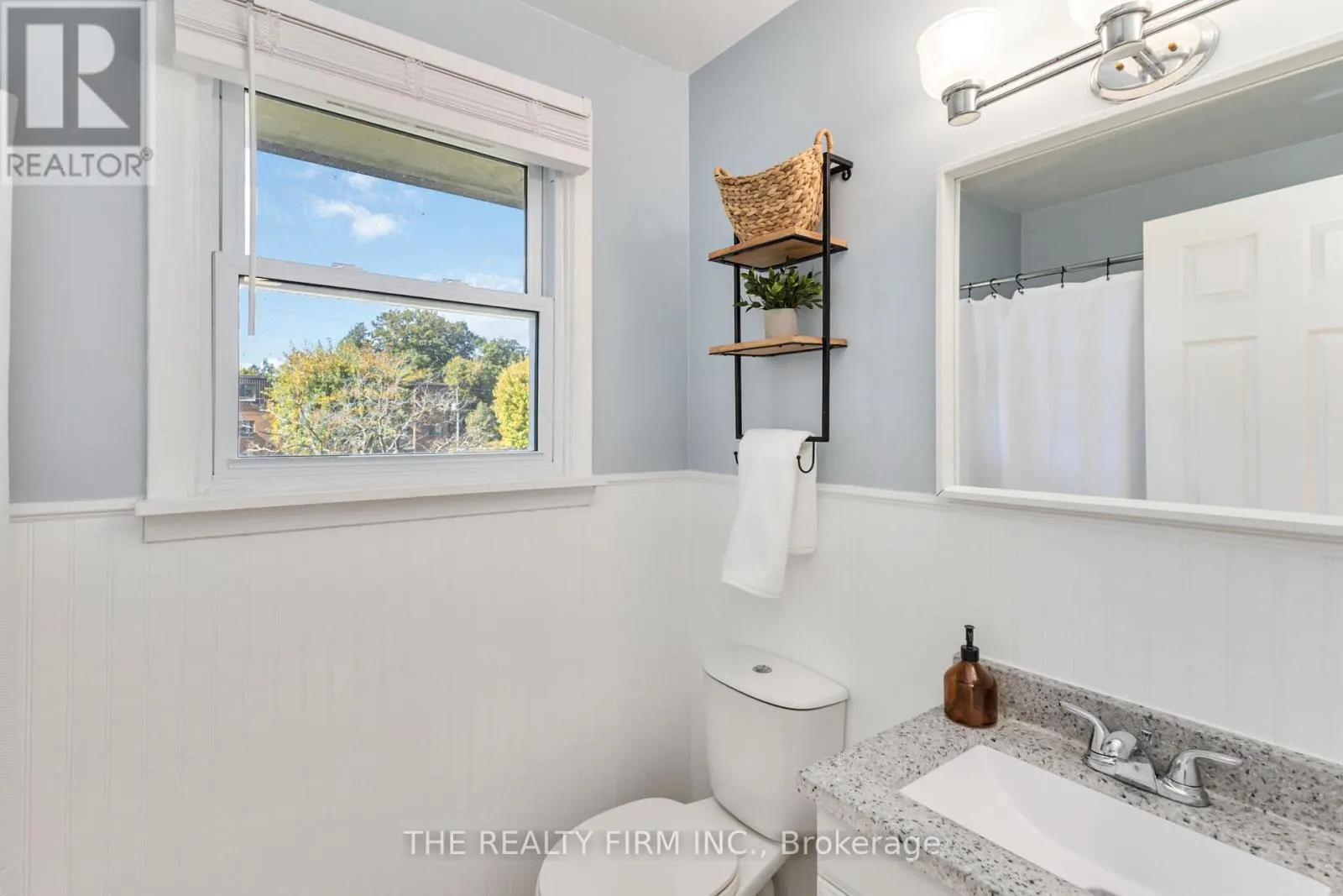 5 - 71 PARKSIDE DRIVE, #5