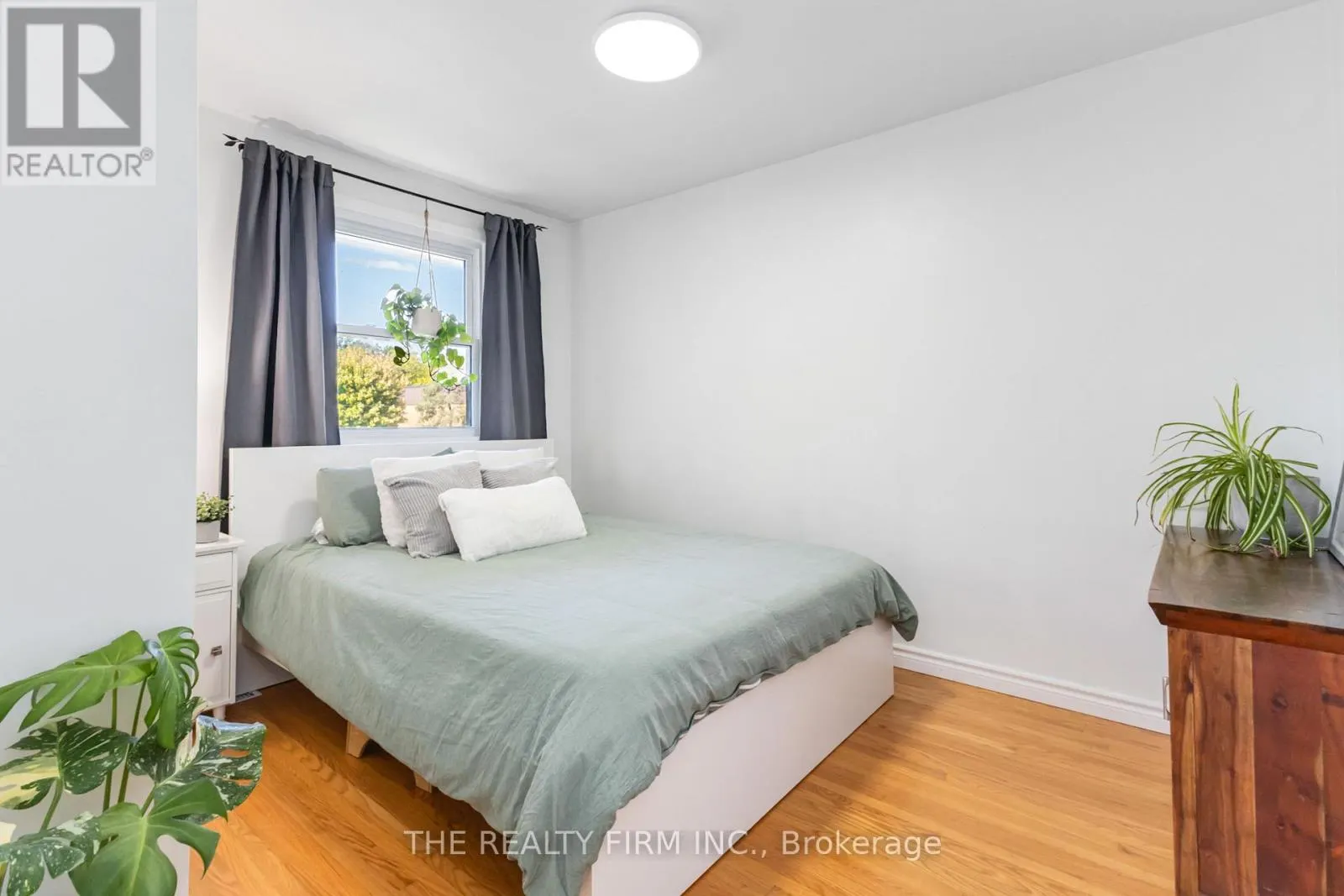 5 - 71 PARKSIDE DRIVE, #5