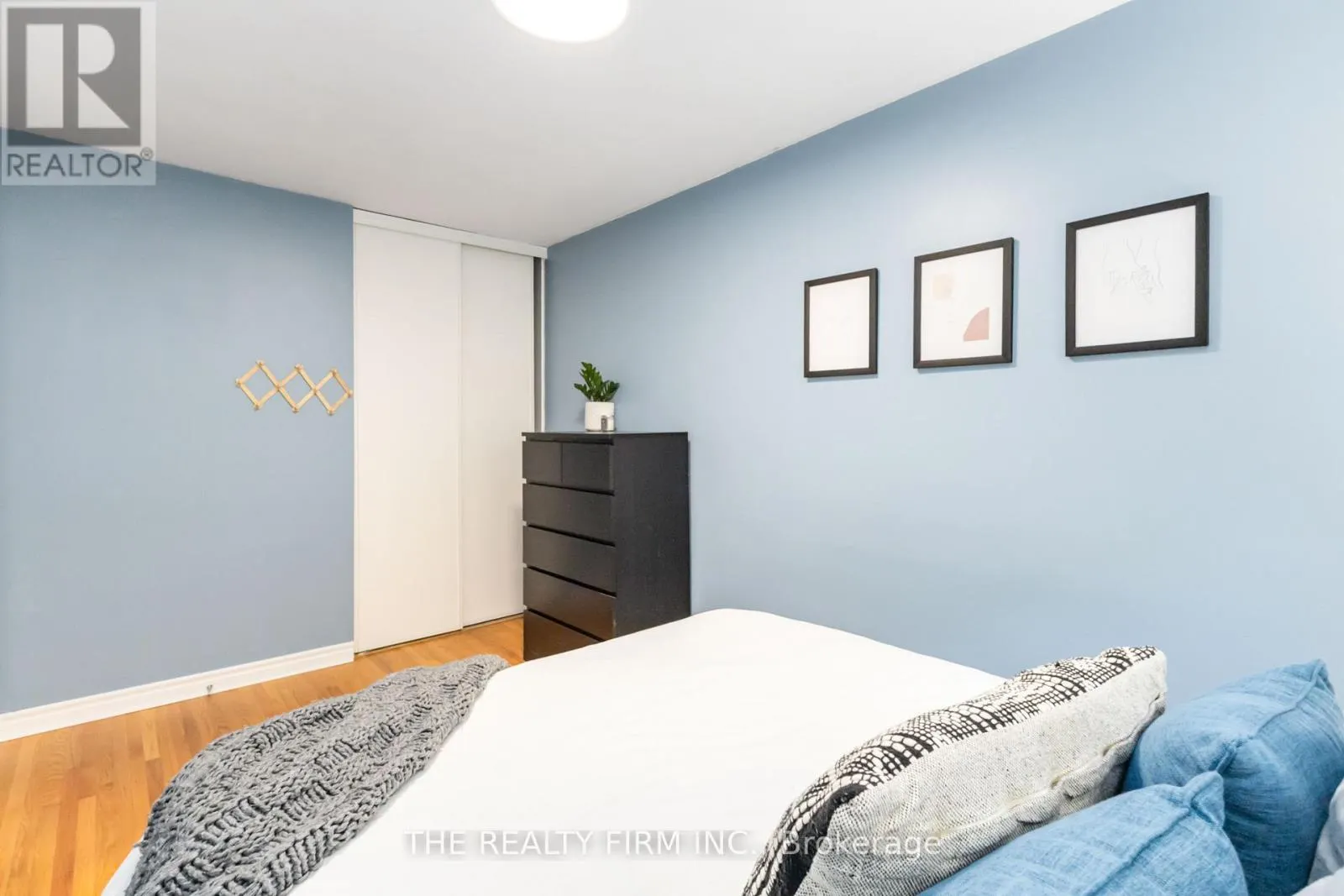 5 - 71 PARKSIDE DRIVE, #5
