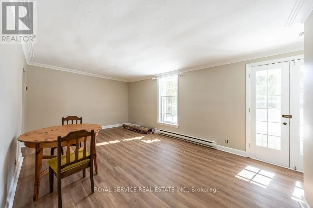 3 - 33 BROOK ROAD S, #3