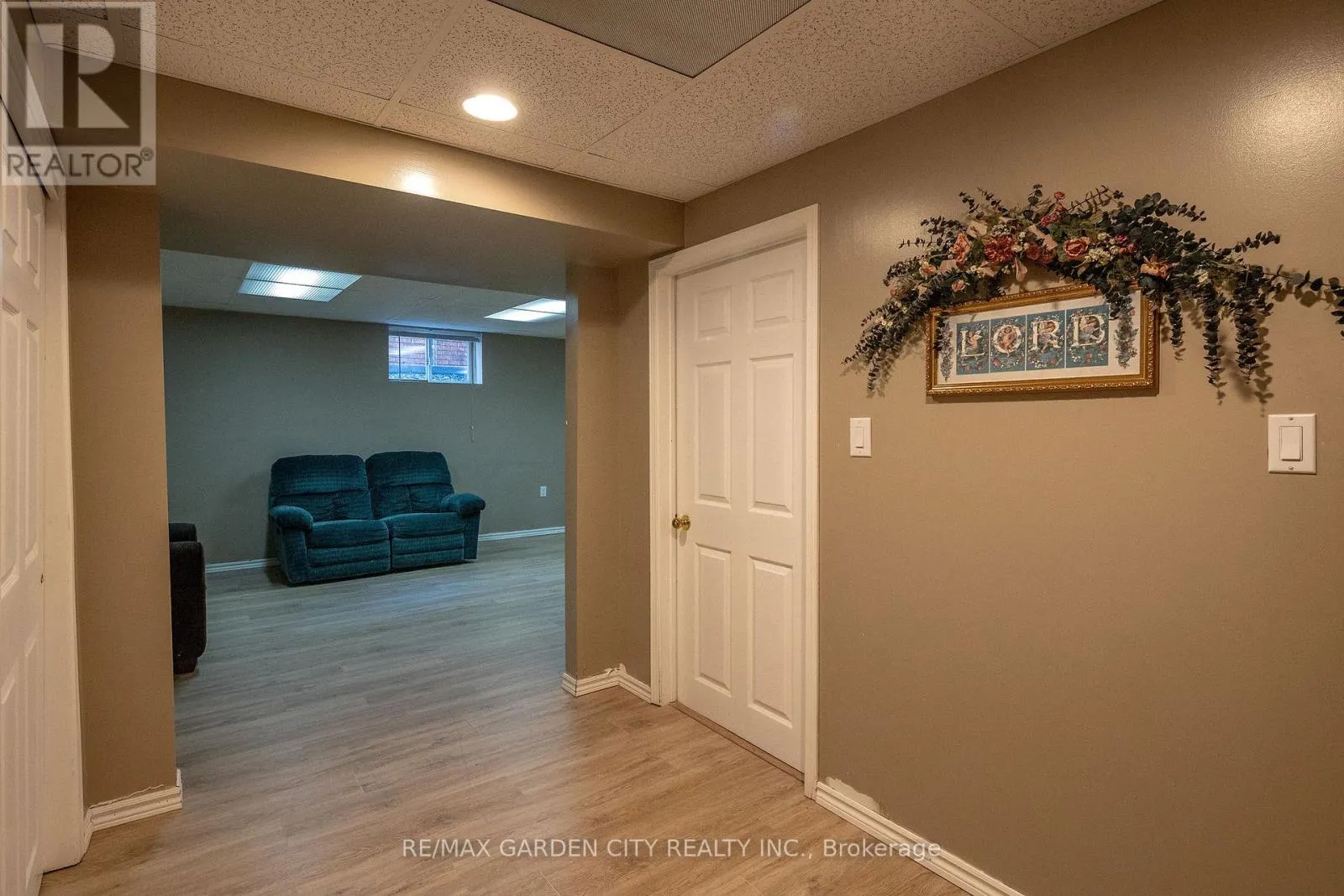 14 TUPPER DRIVE