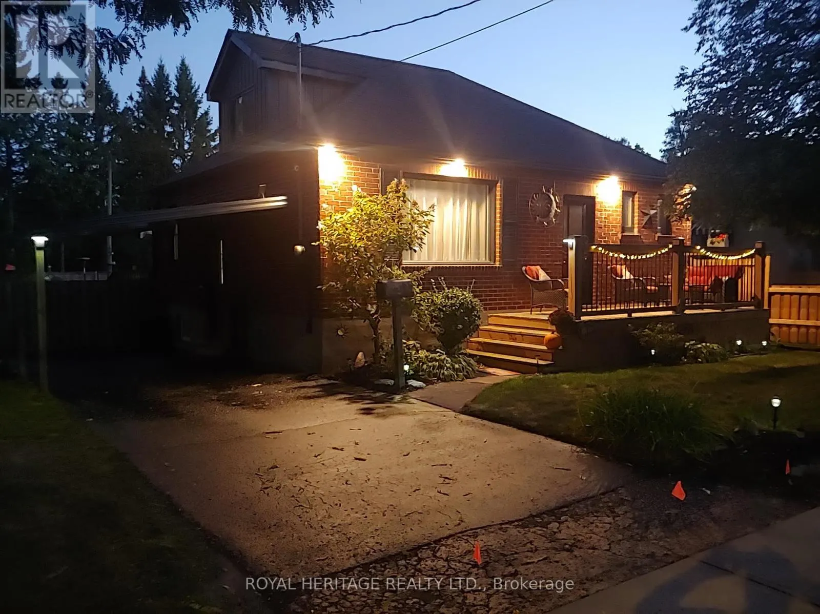 245 KING GEORGE STREET E