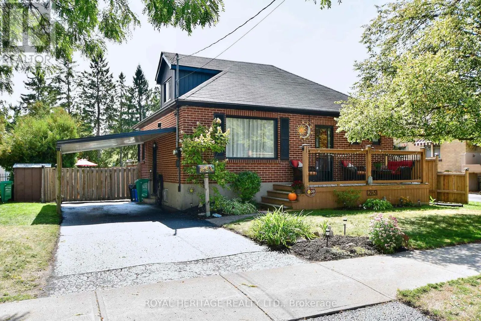 245 KING GEORGE STREET E