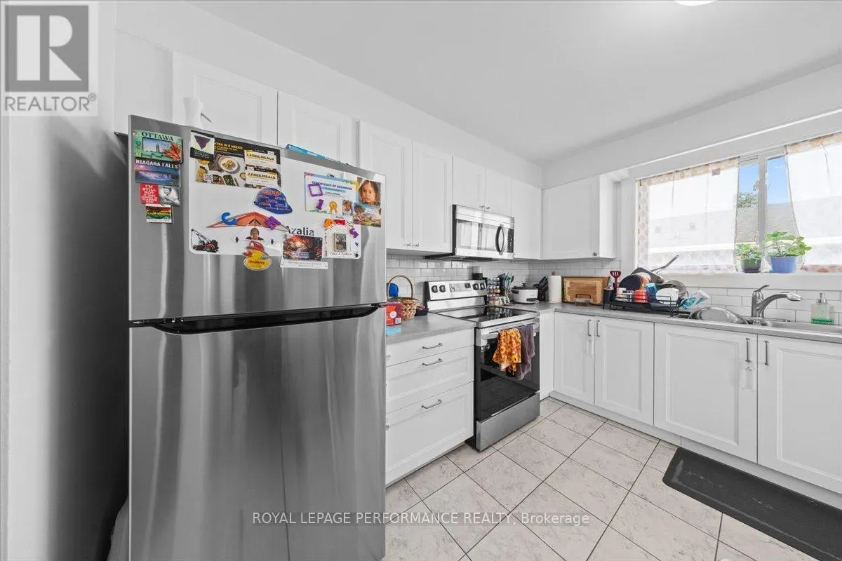 1702 RUSSELL ROAD