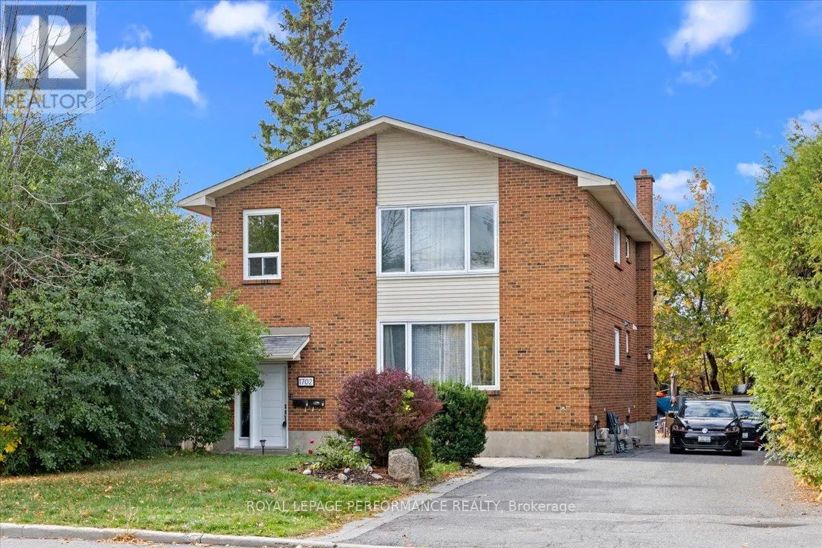 1702 RUSSELL ROAD