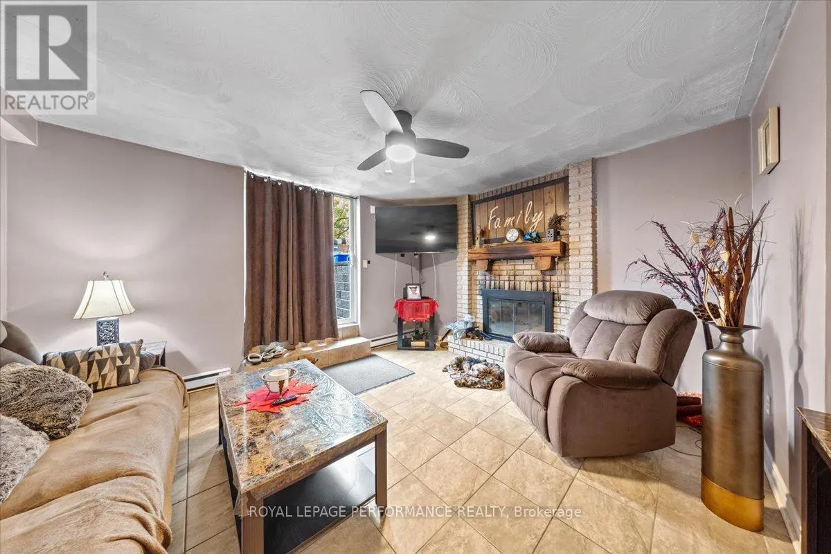 1702 RUSSELL ROAD