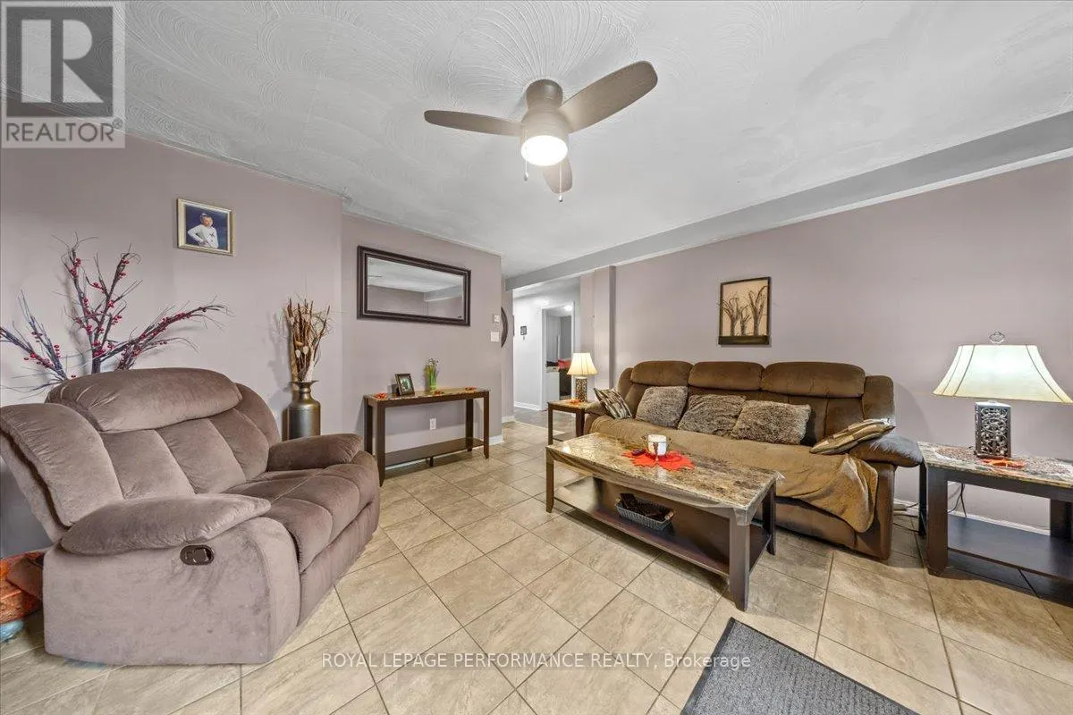 1702 RUSSELL ROAD