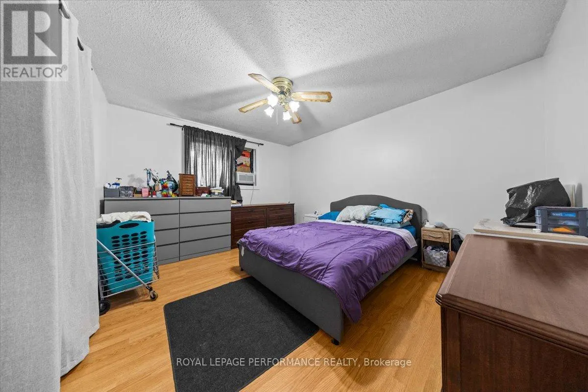 1702 RUSSELL ROAD