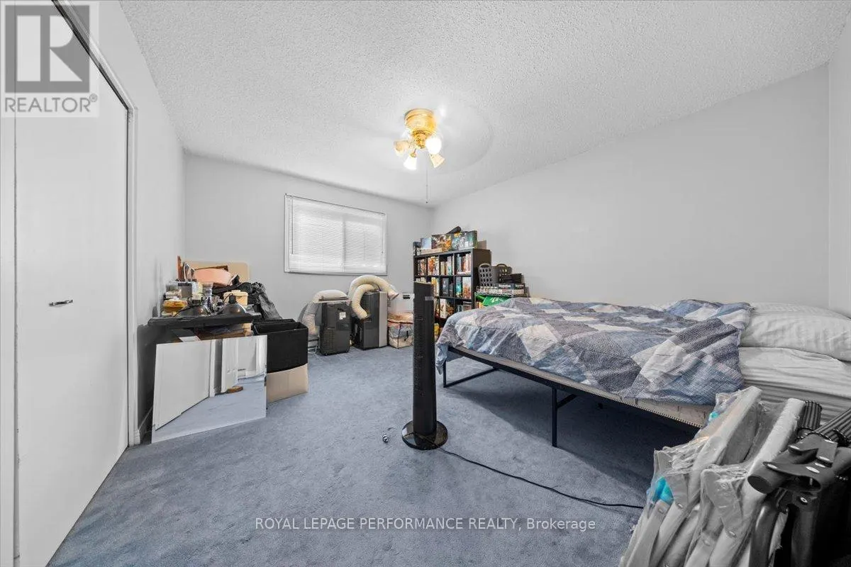 1702 RUSSELL ROAD