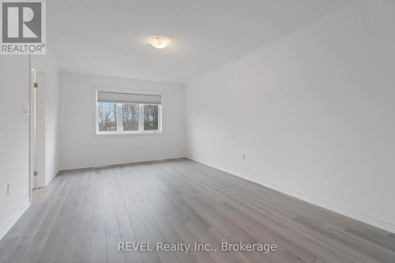 7436 BAYCREST COMMON