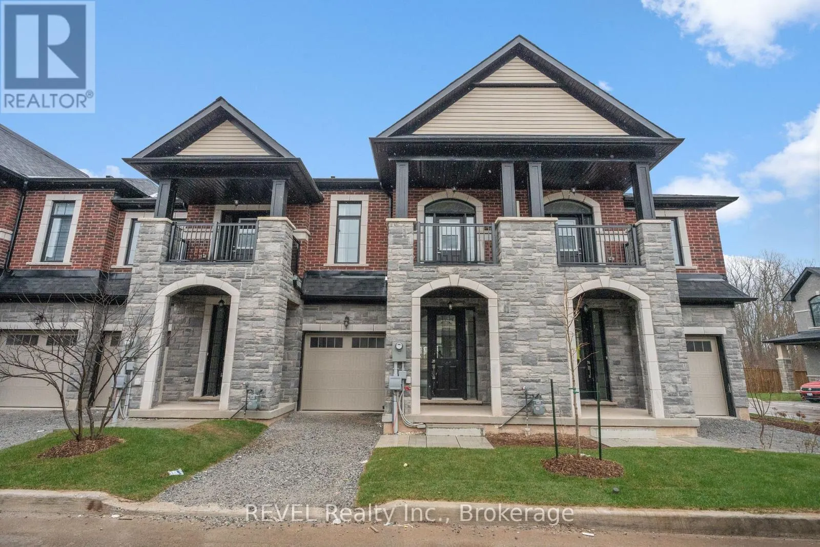 7436 BAYCREST COMMON