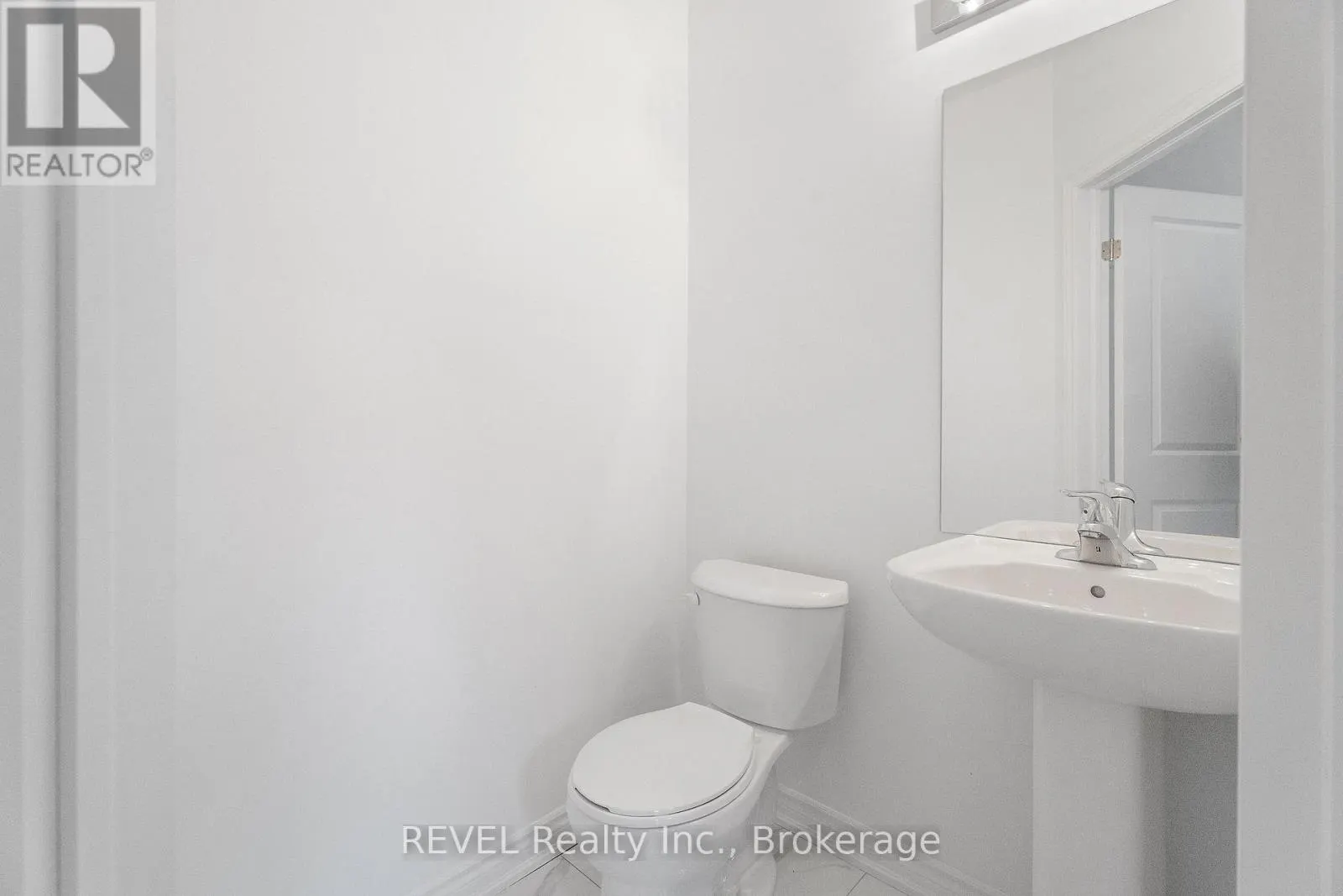 7436 BAYCREST COMMON