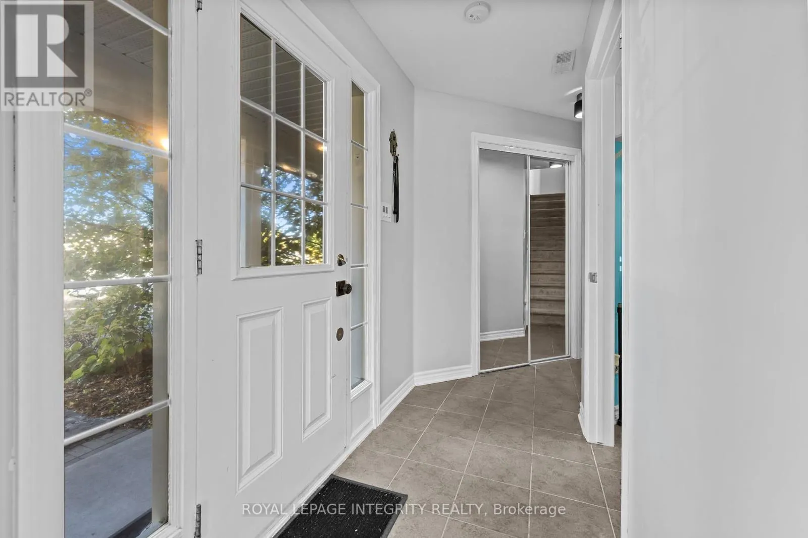 211 BENSINGER WAY