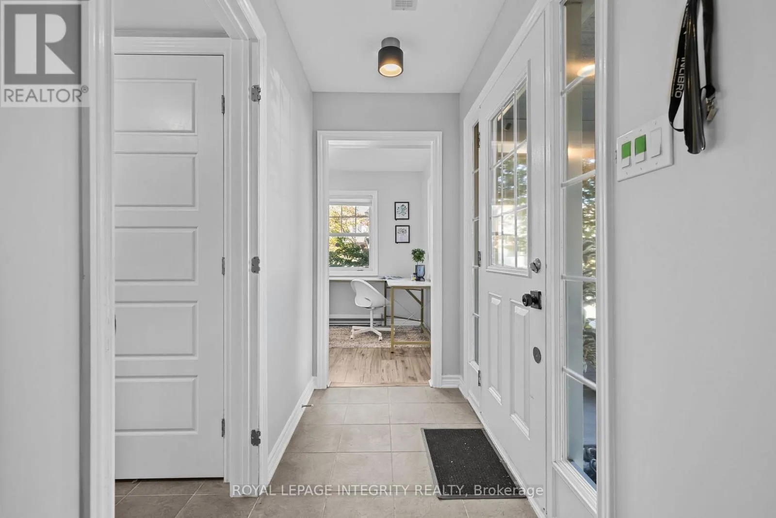 211 BENSINGER WAY