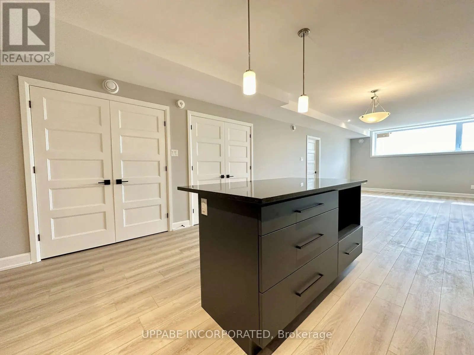 UNIT A - 904 CHABLIS CRESCENT