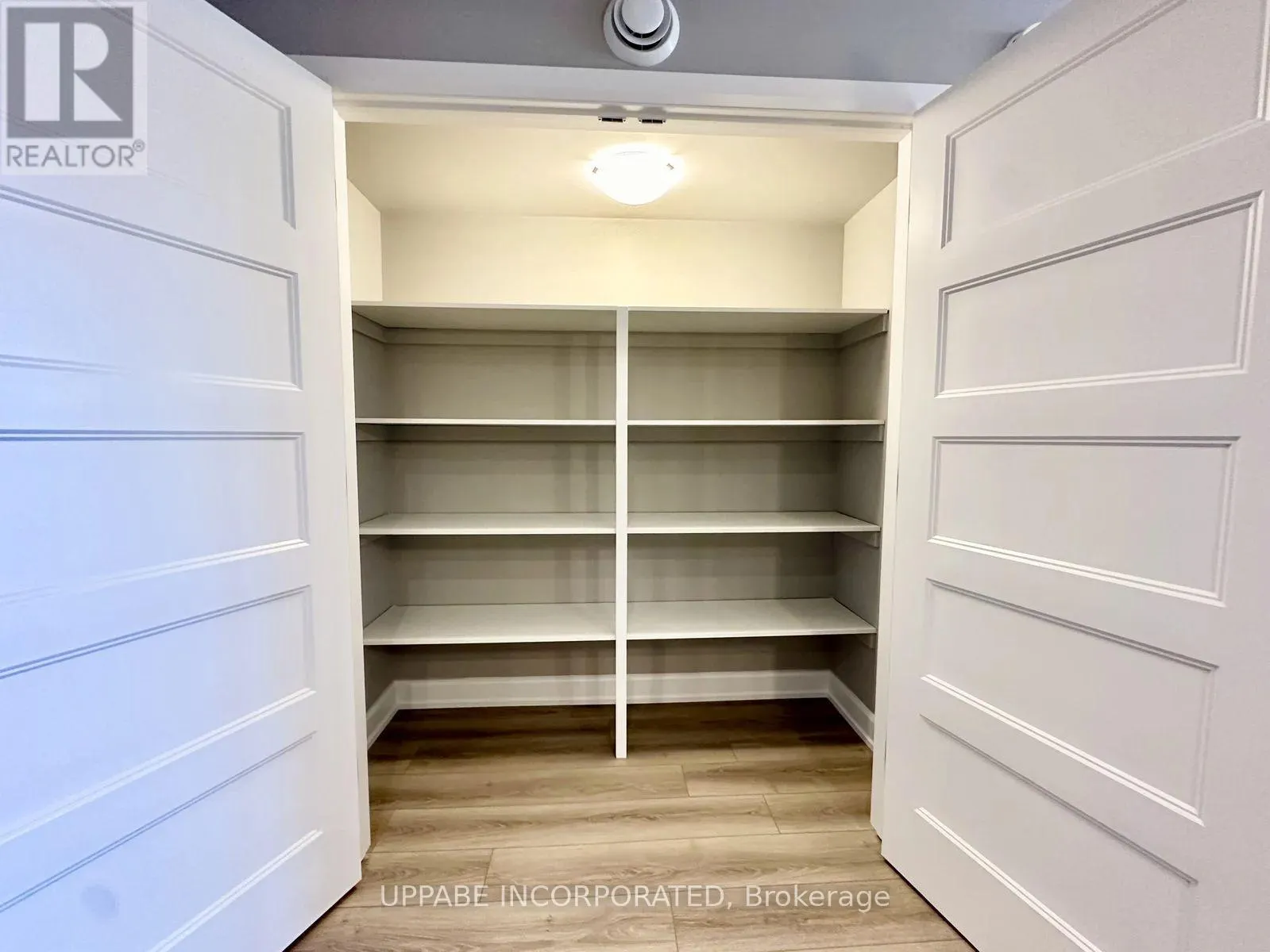 UNIT A - 904 CHABLIS CRESCENT