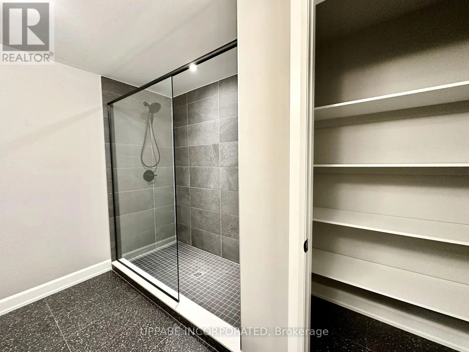 UNIT A - 904 CHABLIS CRESCENT