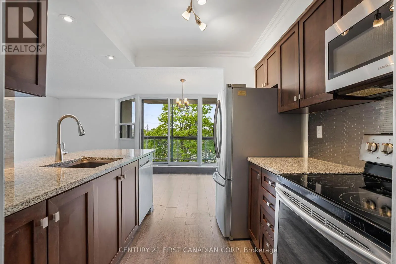 402 - 363 COLBORNE STREET, #402