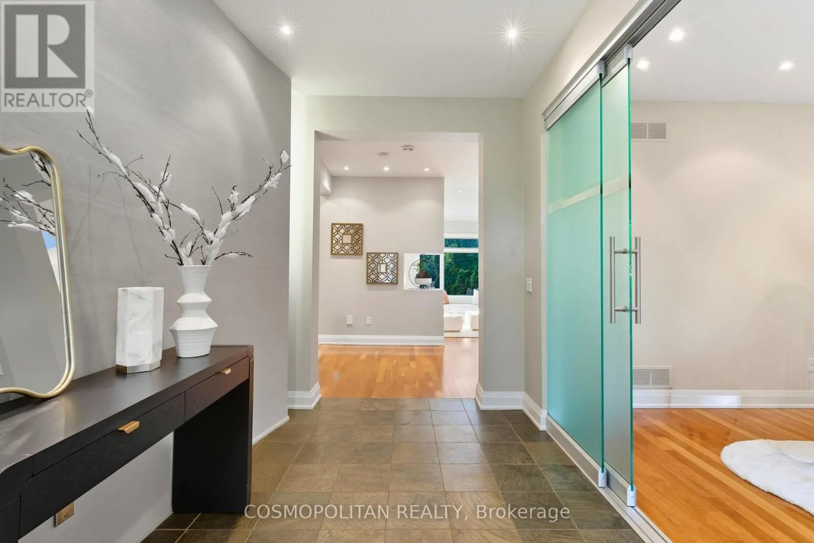 5 BROOKLYN COURT