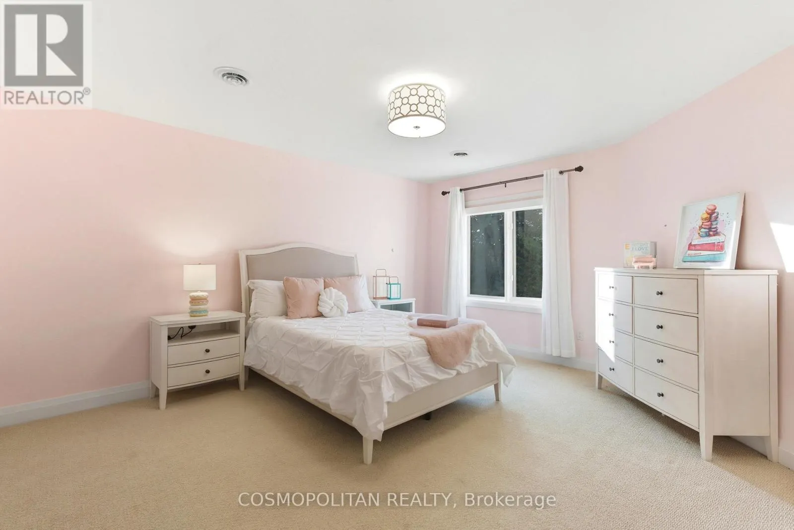 5 BROOKLYN COURT