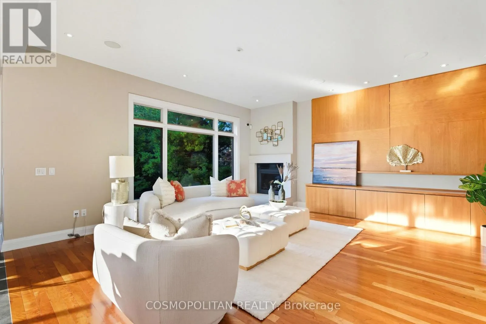 5 BROOKLYN COURT