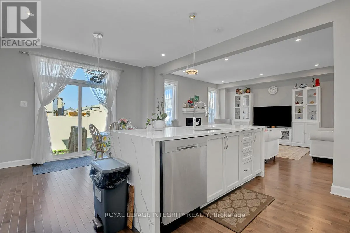 279 AQUARIUM AVENUE