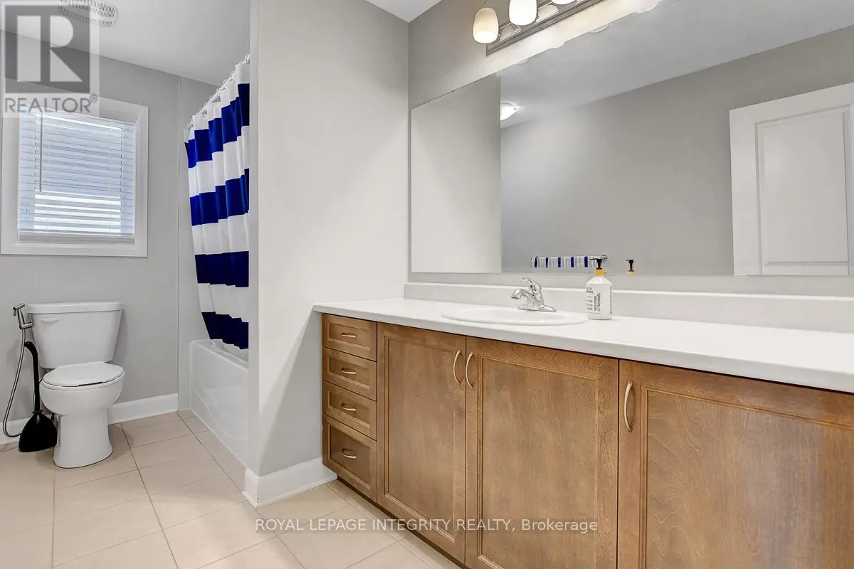 279 AQUARIUM AVENUE