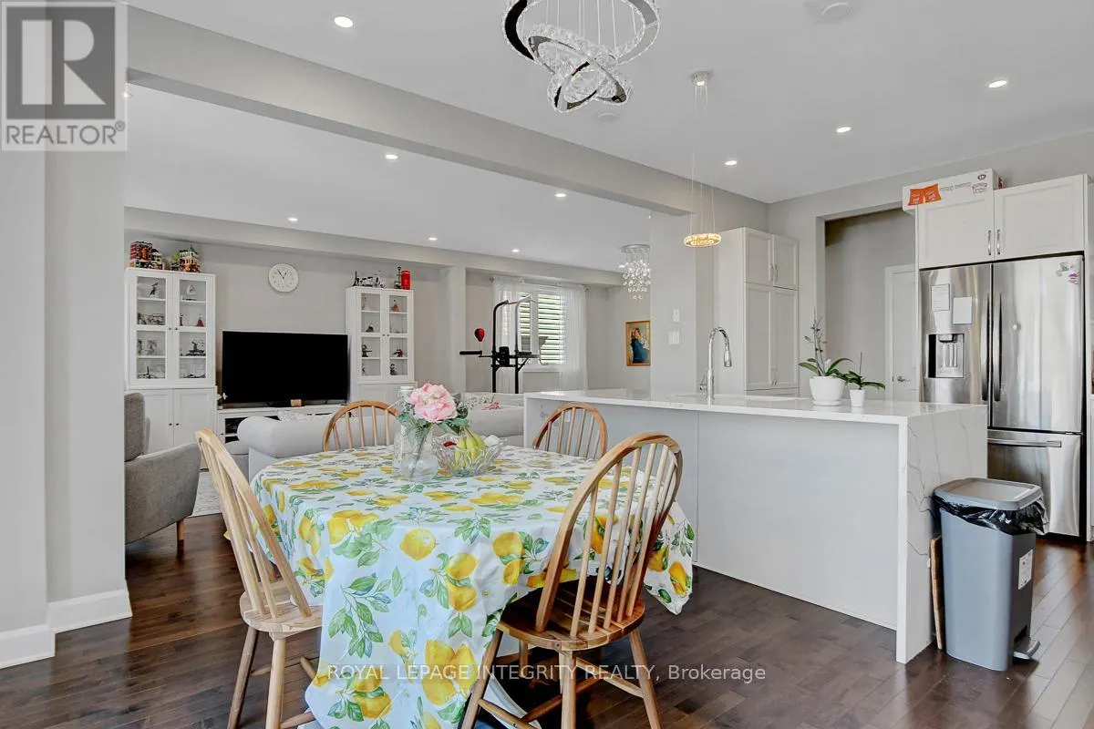 279 AQUARIUM AVENUE