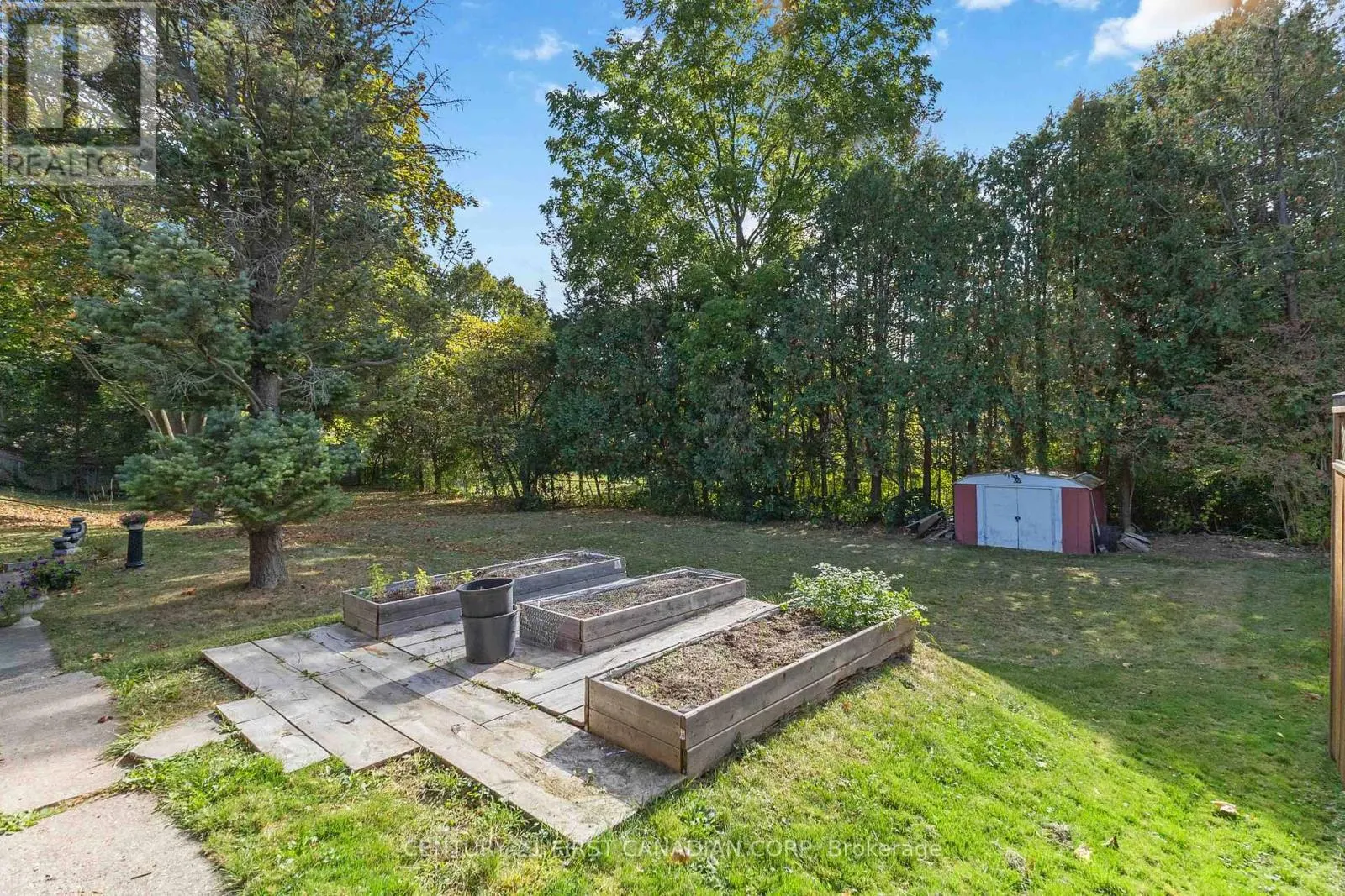 296 SARNIA ROAD