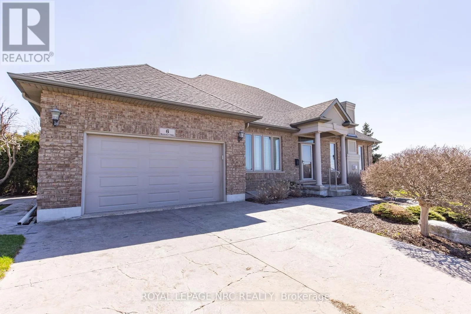 6 MUIRFIELD TRAIL