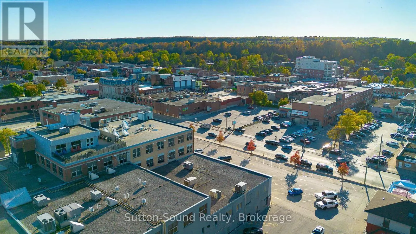 410 - 945 3RD AVENUE EAST AVENUE, #410
