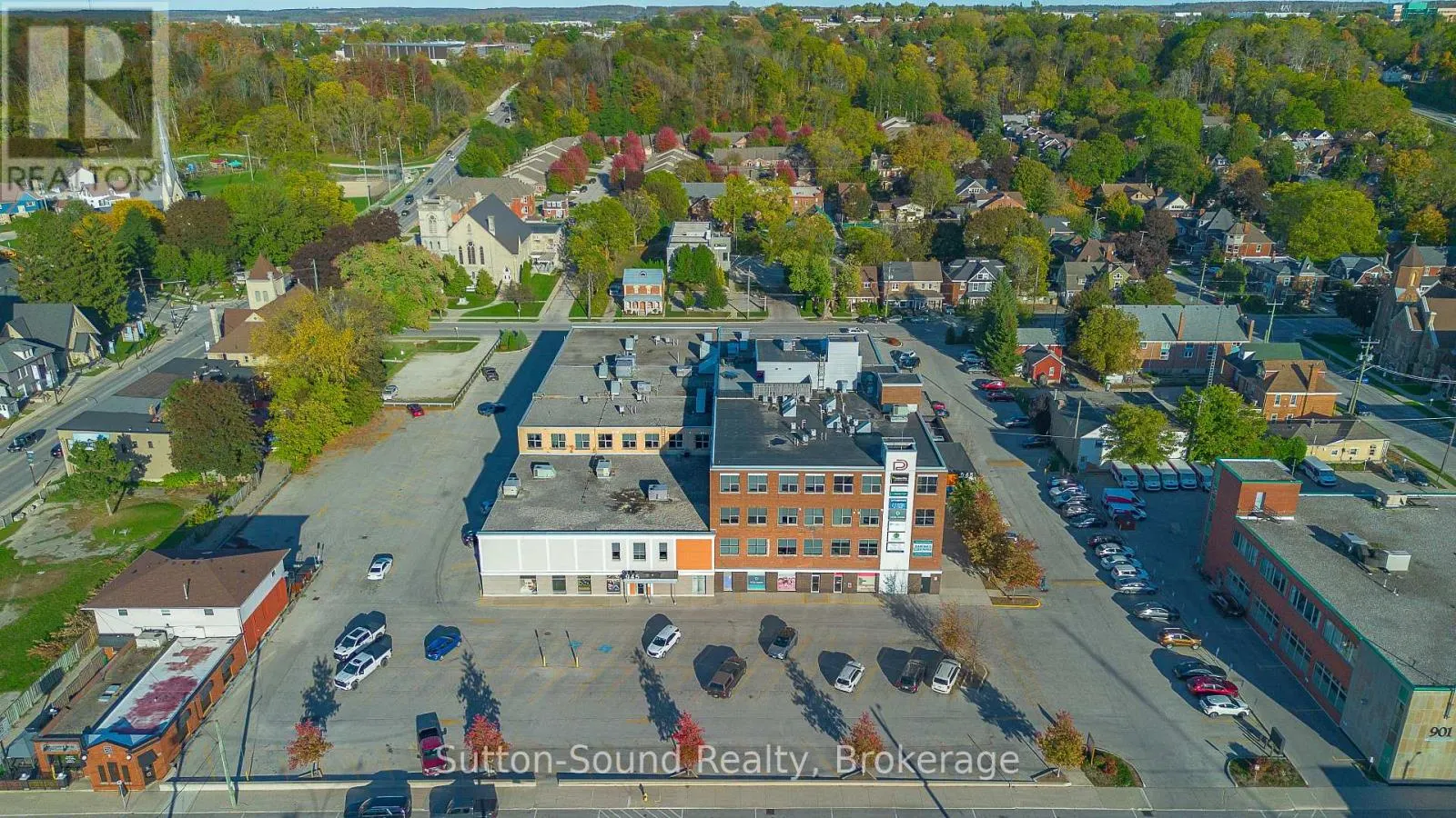 410 - 945 3RD AVENUE EAST AVENUE, #410