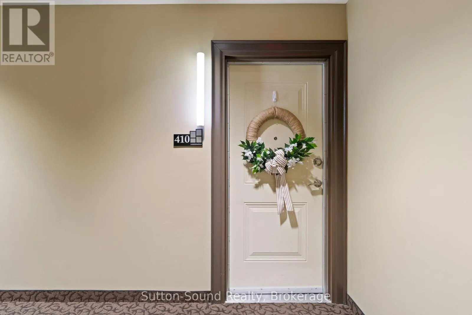 410 - 945 3RD AVENUE EAST AVENUE, #410
